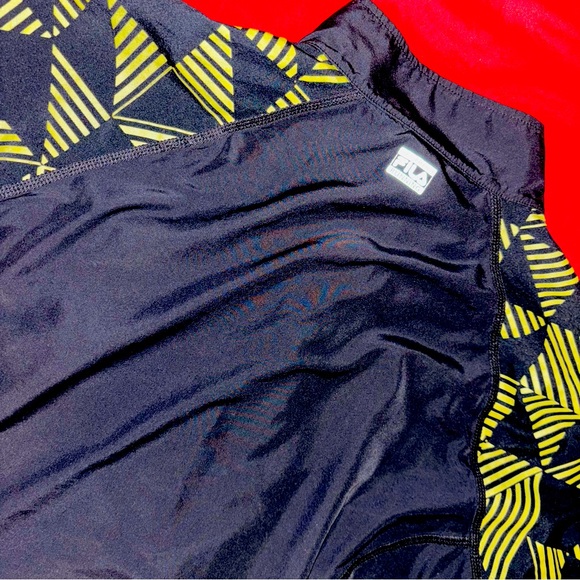 FILA✨$4 When bundled✨performance reflective green/gold Geometric print Jacket ✨ - Picture 3 of 6
